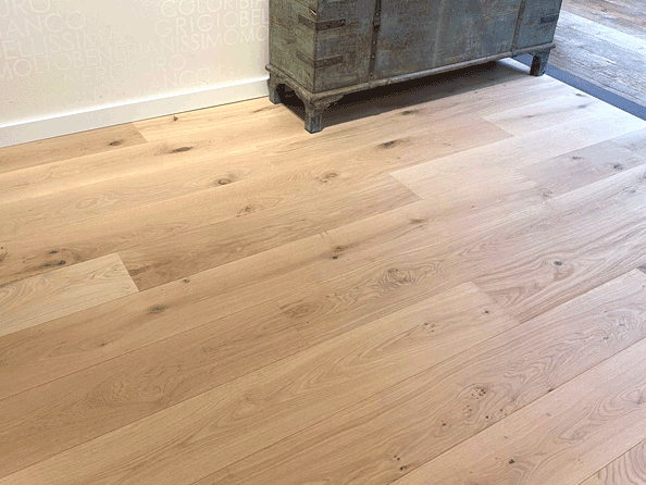 Oak-DuoPlank-14x220x2200mm-RuAB-light-brushed-Invisible-laquer